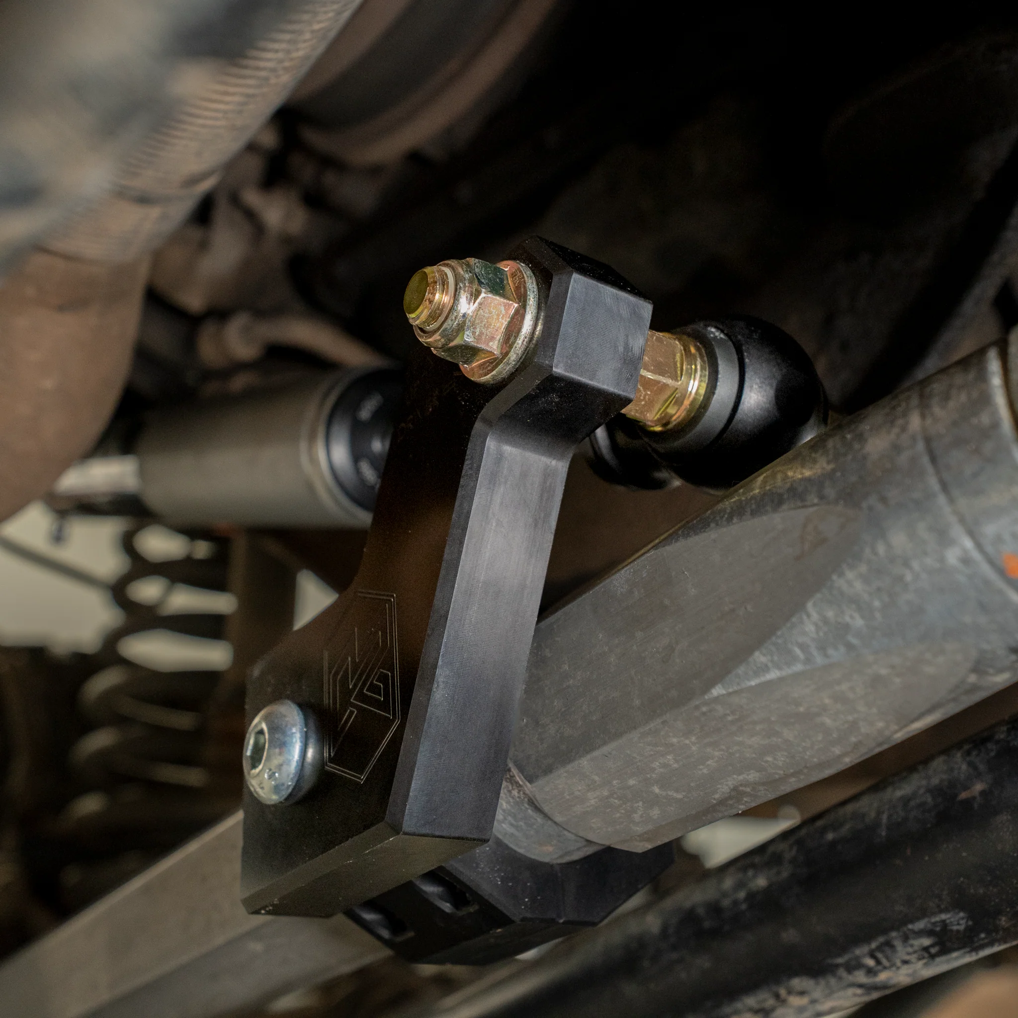Fox Performance Series 2.0 IFP Stabilizer Kit for 2005-2007 Ford Super Duty F-250/F-350 - Image 3